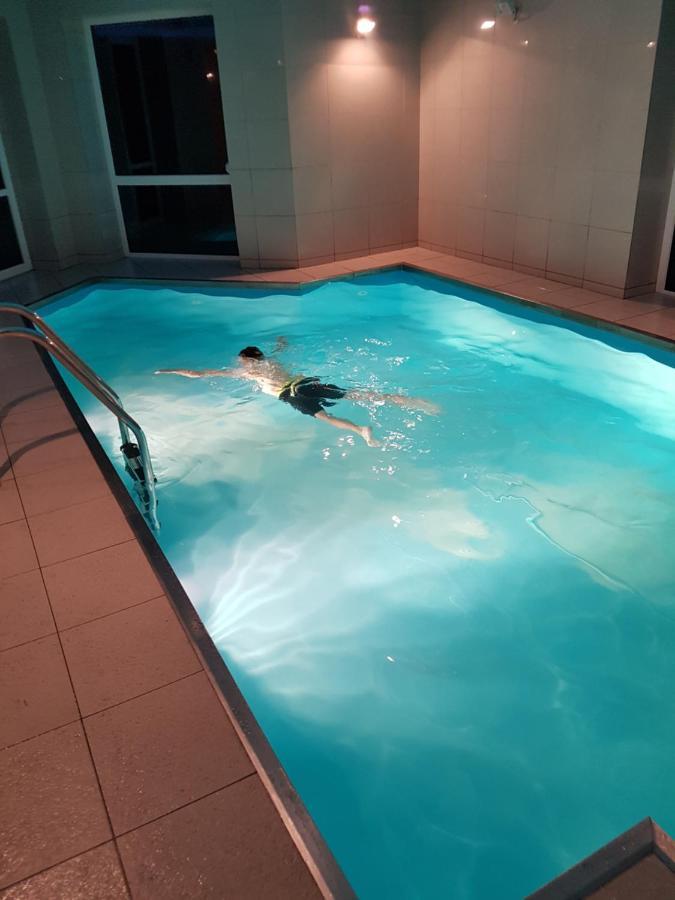 Apartament Z Basenem Do 8 Miejsc Noclegowych Ustronie Morskie Exteriör bild