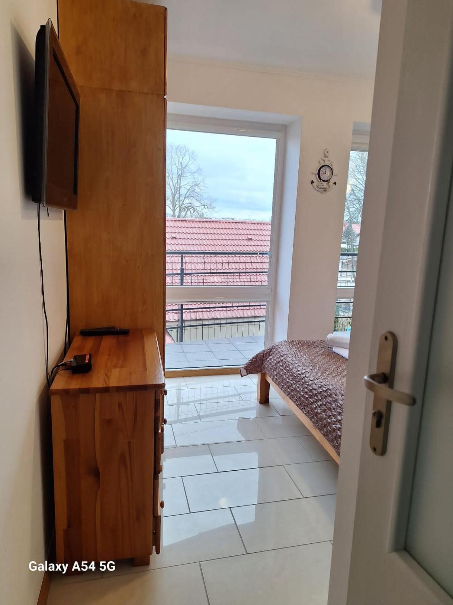 Apartament Z Basenem Do 8 Miejsc Noclegowych Ustronie Morskie Exteriör bild