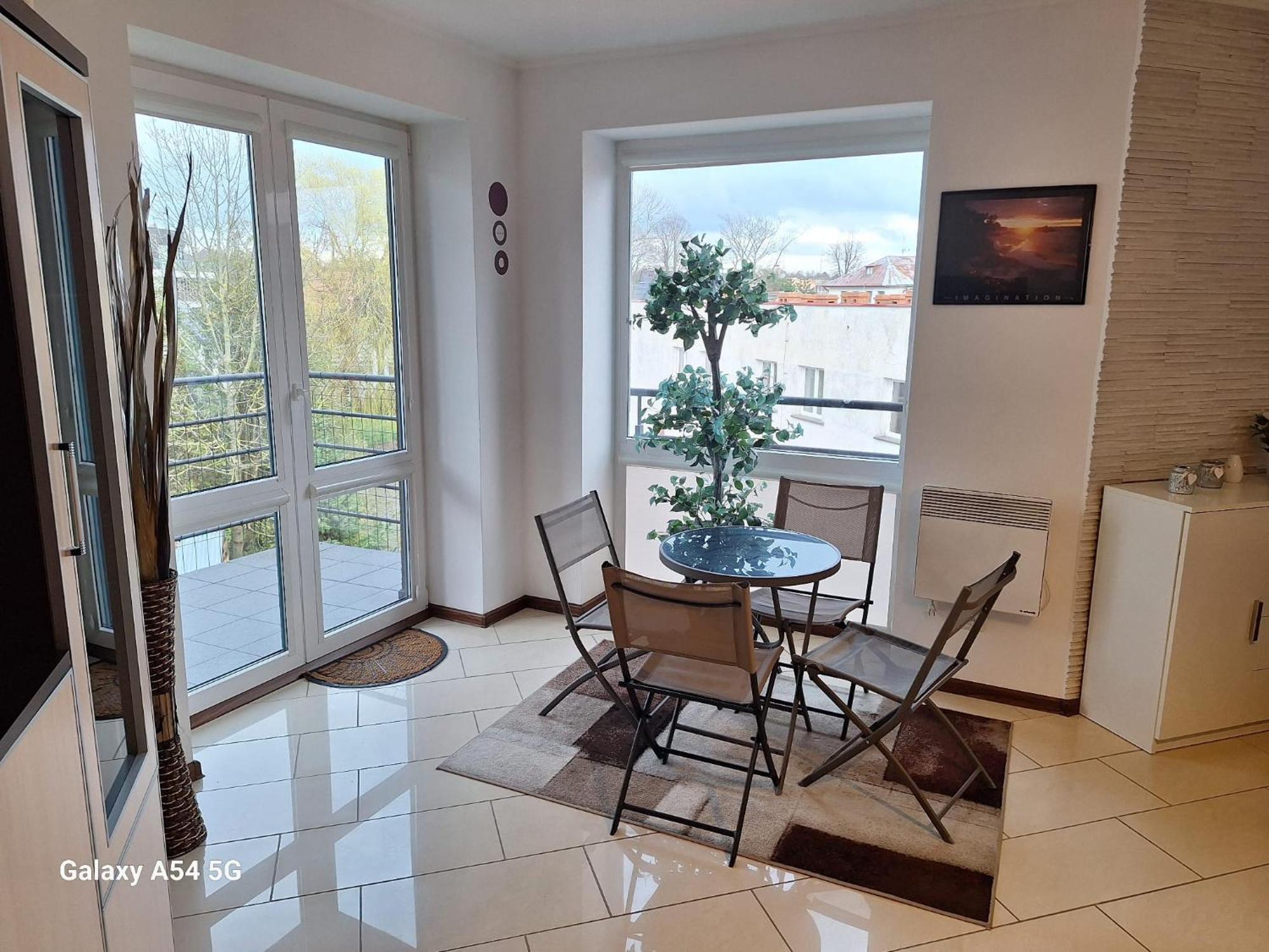 Apartament Z Basenem Do 8 Miejsc Noclegowych Ustronie Morskie Exteriör bild